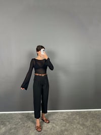 Vion Siyah Krep Kumaş Kemerli Havuç ZR Model PantolonGausPANTOLONGU008805