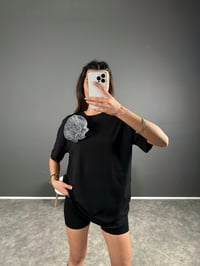 Siyah Gri Çiçekli Basic TshirtGausTSHIRTGU004173