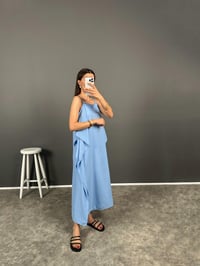 Odila Mavi Premium Askılı Yanları Fırfırlı ElbiseGausELBİSEGU008174
