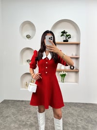 Tiyon Kırmızı Düğme Detaylı Beyaz Bebe Yaka Tüvit ElbiseGausELBİSEGU00903714