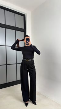 Siyah Pile Detaylı Kemerli Kumaş Pantolon GAUS-00695GAUSPANTOLONGAUS-00695