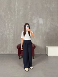 Layra Lacivert Yandan Düğme Detaylı Kumaş PantolonGausPANTOLONGU100331