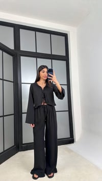 Siyah Önden Bağlamalı Gömlek Beli Lastikli Pantolon İkili Tencel Takım GAUS-01336GAUSSuitsGAUS-01336