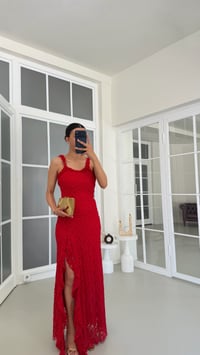 Kırmızı Dantelli Yırtmaç Detaylı Tasarım Elbise GAUS-01750GAUSELBİSEGAUS-01750