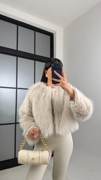 Taş Astarlı Muadil Crop Kürk GAUS-01103GAUSCEKETGAUS-01103