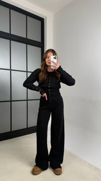 Siyah Çıtçıt Düğmeli Bluz  Beli Lastikli Pantolon  Triko İkili Takım GAUS-01144GAUSTAKIMGAUS-01144