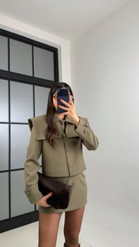 Haki Astarlı Düğme Detaylı Kare Yaka Ceket Etek Premium Kumaş Takım GAUS-00975GAUSTAKIMGAUS-00975