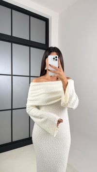 Ekru Madonna Yaka Tasarım Uzun Triko Elbise GAUS-00126GAUSELBİSEGAUS-00126