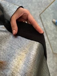 Gri Parlak Crop Şardonlu SweatGausSWEATSHIRTGU002846