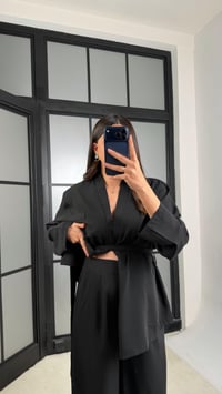 Siyah Vatkalı Düğme Detaylı Belden Kuşaklı Ceket Beli Lastikli Pantolon Tencel Takım GAUS-01195GAUSTAKIMGAUS-01195