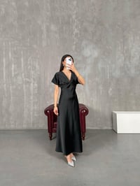 Siyah V Yaka Saten Elbise Gaus00125GausELBİSEGU1001283