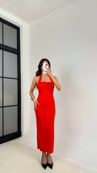 Kırmızı Boyundan Bağlamalı Yırtmaç Detaylı Likralı Elbise GAUS-0054GAUSELBİSEGAUS-0054