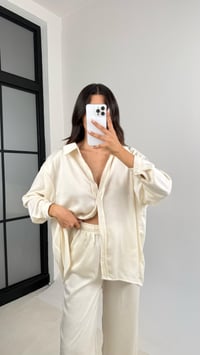 Ekru Gömlek Beli Lastikli Pantolon İkili Premium Saten Takım GAUS-0074GAUSTAKIMGAUS-0074