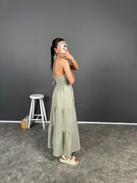 Enika Haki Keten İşlemeli Boyundan Bağlamalı ElbiseGausELBİSEGU008268
