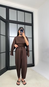 Acı Kahve Pelerin Detaylı Bluz Beli Lastikli Pantolon İkili Tasarım Modal Takım GAUS-01499GAUSTAKIMGAUS-01499