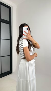 Beyaz FIRFIR KATLI ETEK GAUS-0034GAUSKategorisizGAUS-0034