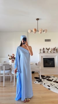 Mavi Bandanalı Tek Omuz Saten Elbise GAUS-01645GAUSELBİSEGAUS-01645