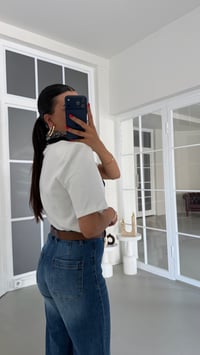 Koyu Mavi Kemerli Kesik Paça Jean GAUS-01886GAUSDenim PantsGAUS-01886
