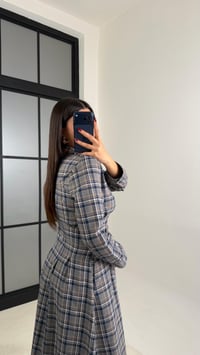 Lacivert Belden Oturtmalı Ekose Elbise GAUS-00762GAUSDressesGAUS-00762