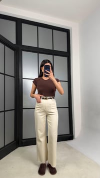 Krem Ön Cep Detaylı Kesik Paça Jean GAUS-01300GAUSDENİM PANTOLONGAUS-01300