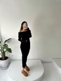 Aero Siyah Kayık Yaka Siyah Triko ElbiseGausELBİSEGU002254