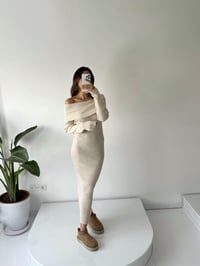Aero Taş Kayık Yaka Siyah Triko ElbiseGausELBİSEGU002258