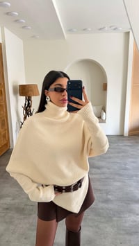 Ekru Balıkçı Yaka Asimetrik Kesim Kazak GAUS-00761GAUSKAZAKGAUS-00761