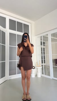 Kahve Fermuarlı Bluz Şort Etek İkili Modal Kumaş Takım GAUS-01820GAUSSuitsGAUS-01820