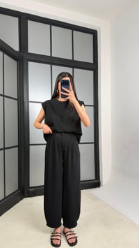 Siyah Vatkalı Bluz Beli Lastikli Pantolon Krep Kumaş Takım GAUS-01485GAUSTAKIMGAUS-01485