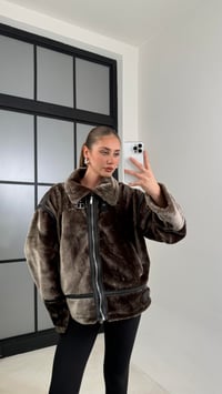 Kahve Tavşan Tüylü Görünümlü Yakalı Kürk Mont GAUS-00614GAUSMONTGAUS-00614