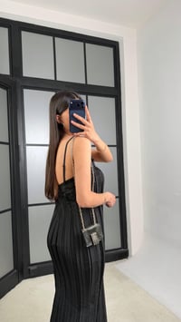 Siyah Ayarlanabilir Askılı Piliseli ZR Model Elbise GAUS-01375GAUSELBİSEGAUS-01375