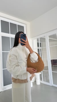 Ekru Apolet Detaylı Beli Ayarlanabilir Astarlı Ceket GAUS-02049GAUSJacketsGAUS-02049