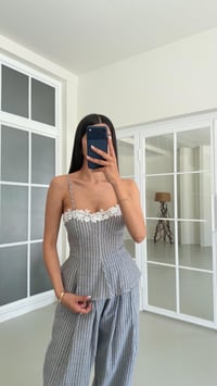 Antrasit Ayarlanabilir Askılı Pedli Crop Beli Lastikli Pantolon Çizgili Takım GAUS-01654GAUSTAKIMGAUS-01654