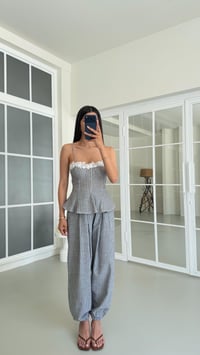 Antrasit Ayarlanabilir Askılı Pedli Crop Beli Lastikli Pantolon Çizgili Takım GAUS-01654GAUSTAKIMGAUS-01654