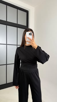 Siyah Yarasa Kol Bluz Beli Lastikli Pantolon Tasarım Modal Takım GAUS-00572GAUSTAKIMGAUS-00572