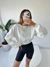 Beyaz Bisiklet Yaka Crop SweatGausSWEATSHIRTGU001795