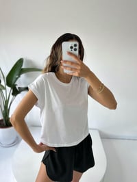 Beyaz Kol Katlamalı Basic Tshirt GausTSHIRTGU001771