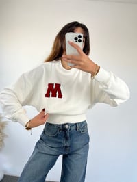 Beyaz M harfli Sweat GausSWEATSHIRTGU00662