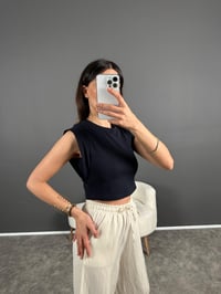 Koyu Lacivert Kol Detaylı Crop TshirtGausTSHIRTGU004730