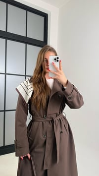 Acı Kahve Fular Detaylı Kuşaklı Tasarım Trençkot GAUS-00515GAUSTRENÇKOTGAUS-00515