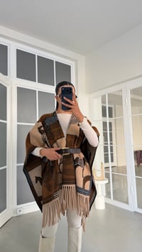 Kahve At Desenli Saçaklı Premium Pelerin GAUS-02171GAUSJacketsGAUS-02171