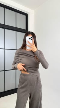 Vizon Yaka Detaylı Bluz Beli Lastikli Pantolon Gofre Kumaş Takım GAUS-00229GAUSTAKIMGAUS-00229