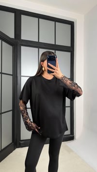Siyah Kol Dantel Detaylı Modal Kumaş Basic Tshirt gaus-01209GAUSTshirtgaus-01209