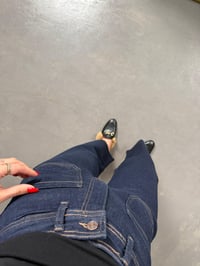 Rasa Lacivert Cep Detaylı Yüksek Bel Kesik Paça JeanGausDENİM PANTOLONGU100503