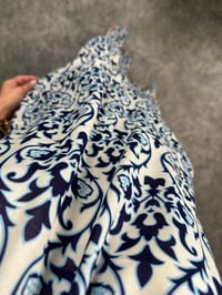 Selly Boyun Bağlamalı Mavi Desenli ElbiseGausELBİSEGU008361