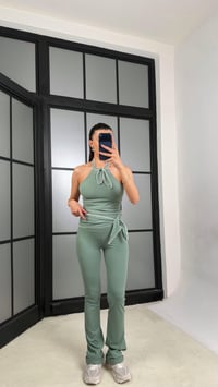 Soft Yeşil OYS Model Fiyonk Detaylı Crop Tayt Takım GAUS-01407GAUSTAKIMGAUS-01407