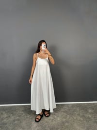 Olbi Beyaz Askılı Rahat ElbiseGausELBİSEGU008811