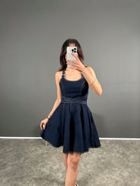 Laren Kısa Mavi Tasarım Bağlama Detay Denim ElbiseGausELBİSEGU004581