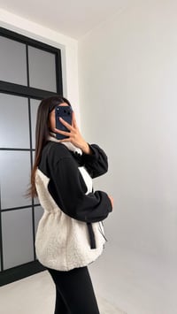 Siyah Beli Lastikli Muadil Peluş Ceket GAUS-00833GAUSCEKETGAUS-00833