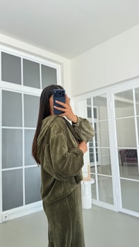 Yeşil Kapüşonlu Hırka Crop Beli Lastikli Pantolon 3'lü Kadife Takım GAUS-02033GAUSTAKIMGAUS-02033